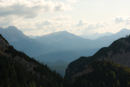 19.09.2008 - Ausblick vom Schlern - 1/350 Sek. bei f / 11 - Brennw.:55 mm